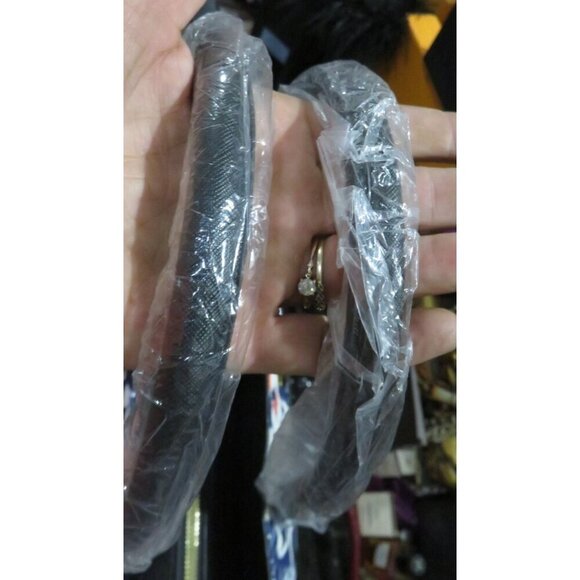 Trina Turk Kardin De Paris Floral Poppies Vegan Leather Double Handle Tote NWT - Picture 12 of 12